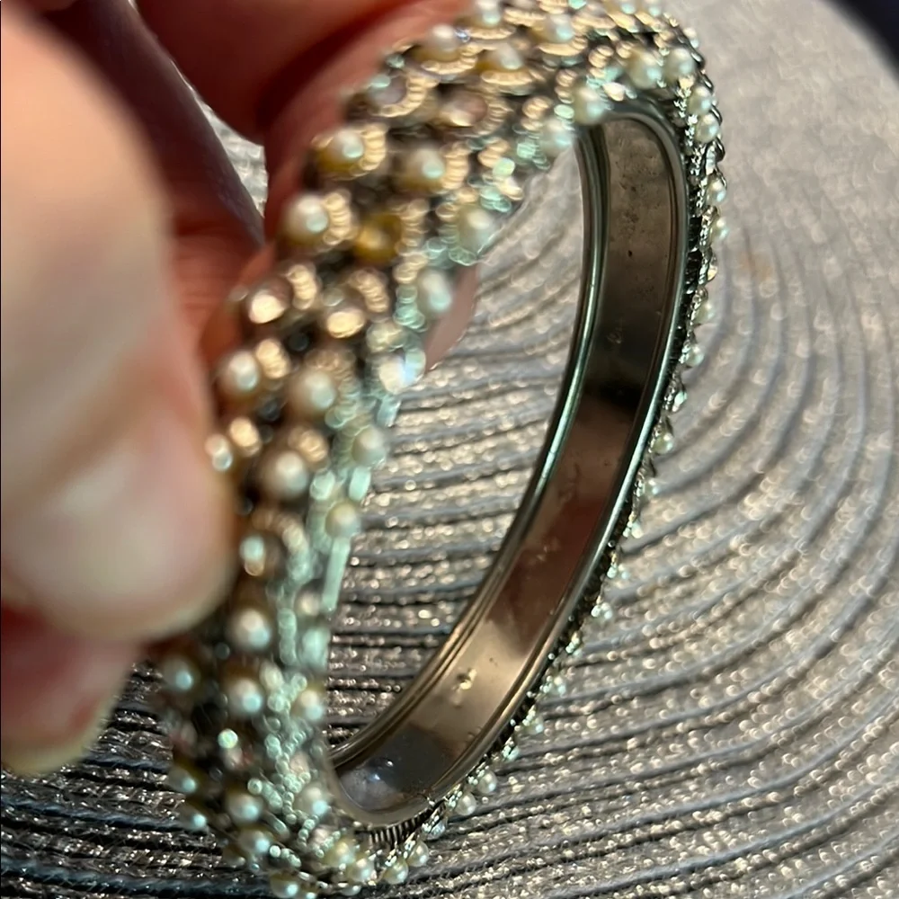 Vintage bangle Silver tone  and Pearl rhinestone diamond Bracelet - Picture 8 of 8